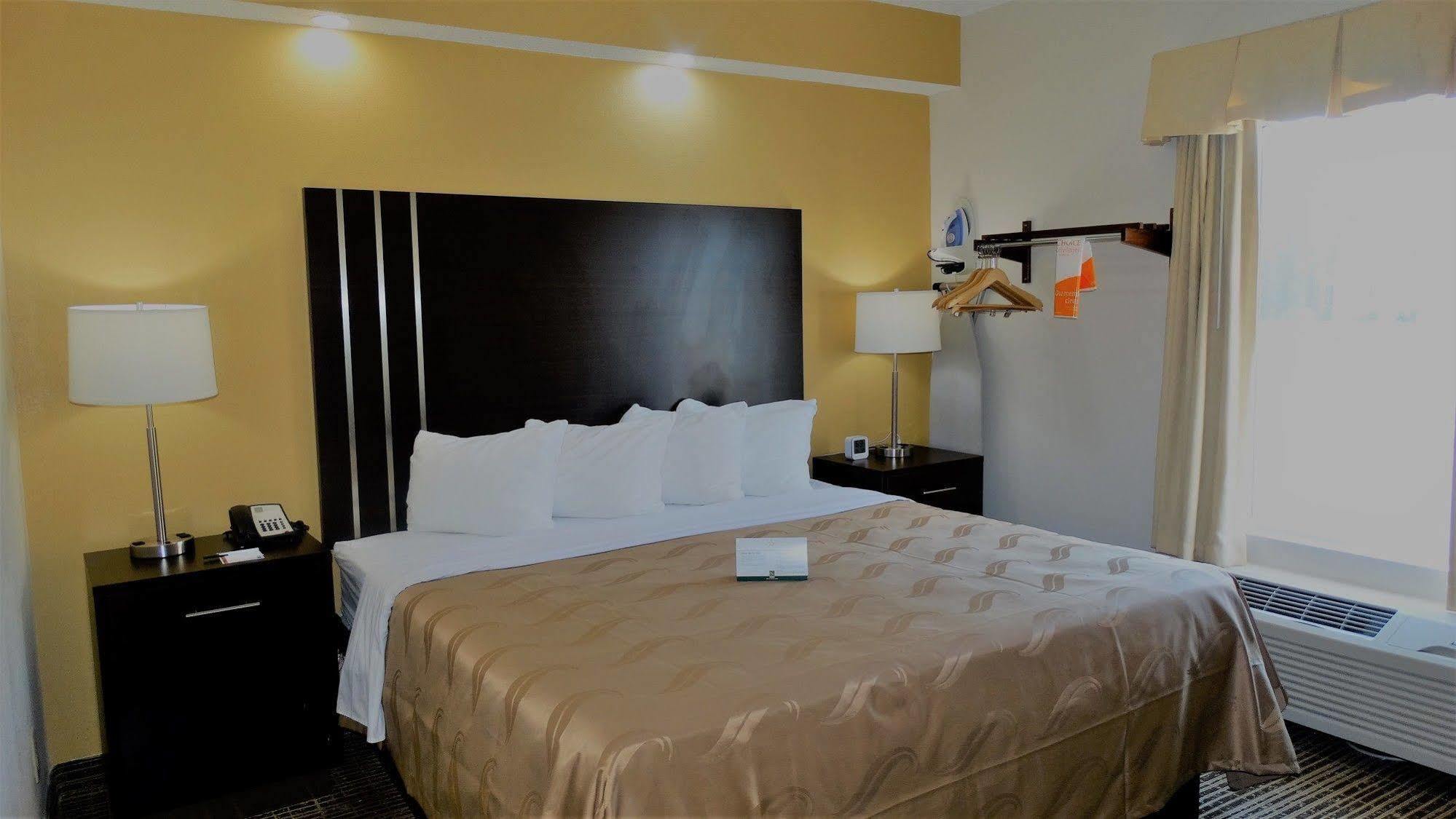 Quality Inn Pooler - Savannah I-95 Buitenkant foto