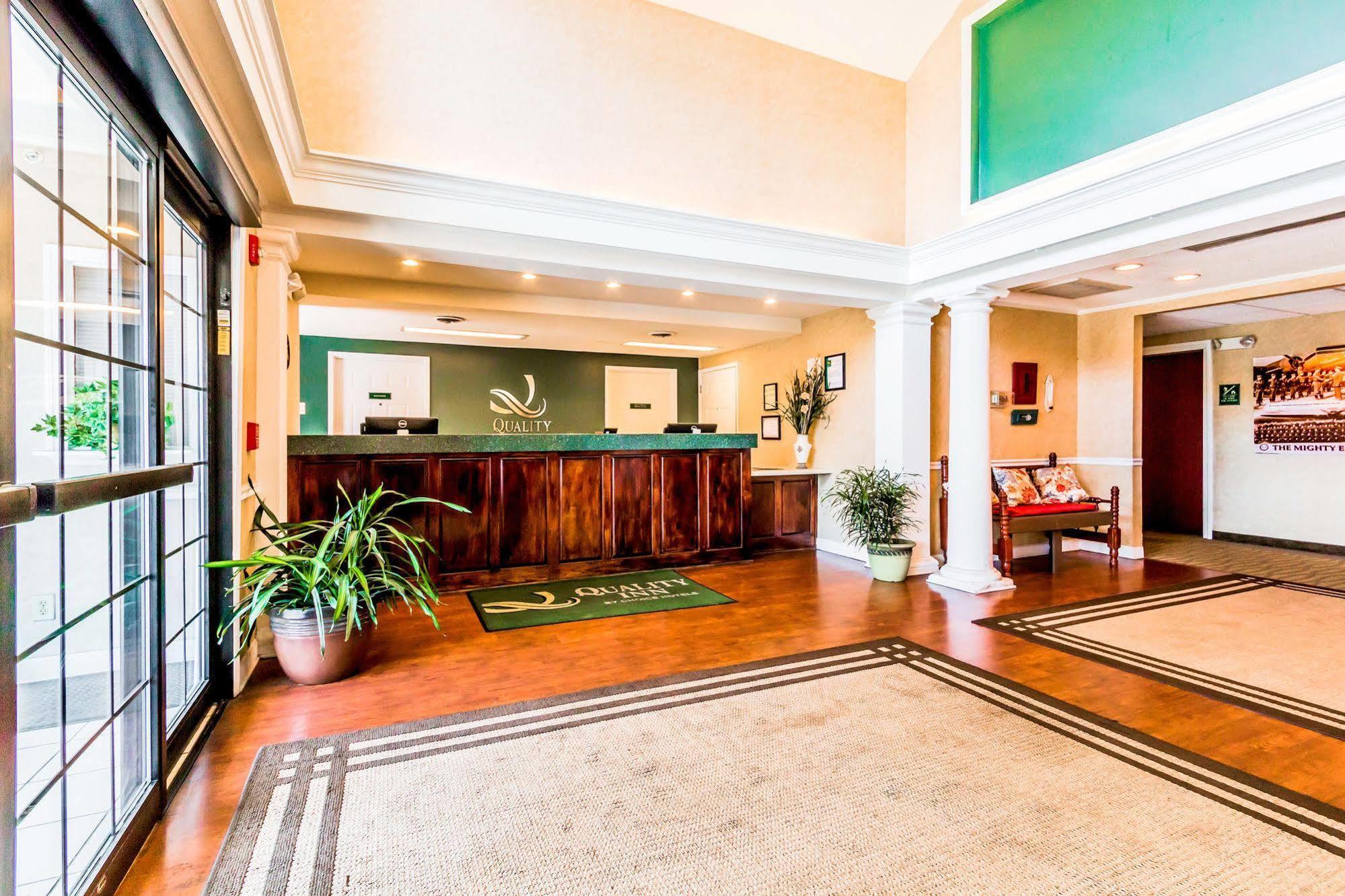Quality Inn Pooler - Savannah I-95 Buitenkant foto